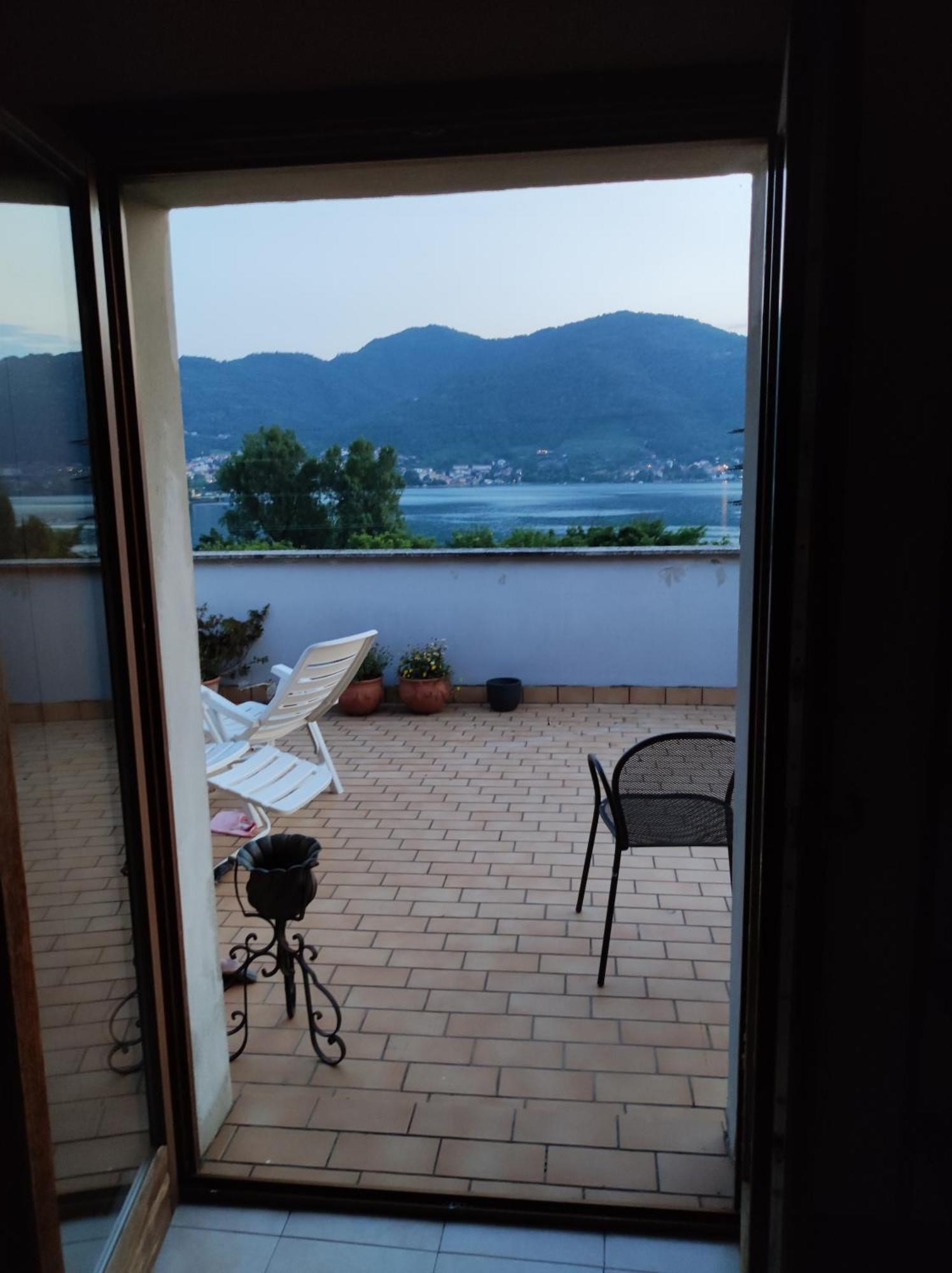 Terrazzo Sul Lago Лекко Экстерьер фото